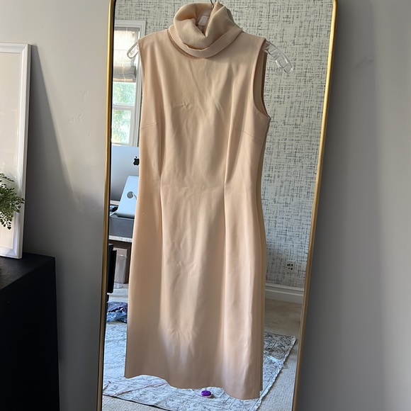 Dolce & Gabbana cream/ ecru turtleneck dress - Picture 3 of 10